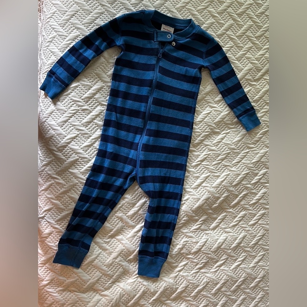 Hanna Andersson 2T striped long zip up one piece pajamas